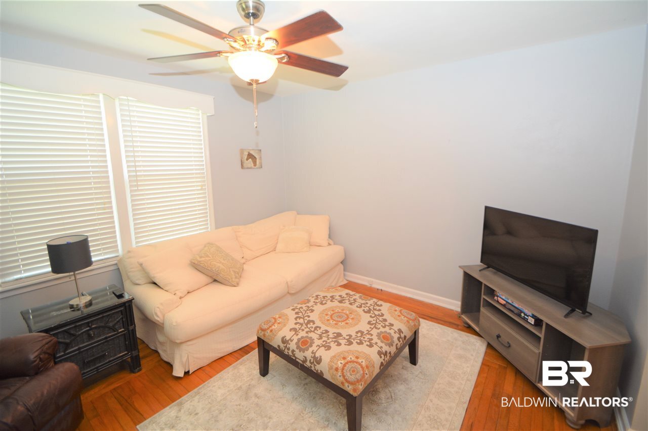 261 Mohawk Street Mobile, AL 36606 - Photo 9 of 22