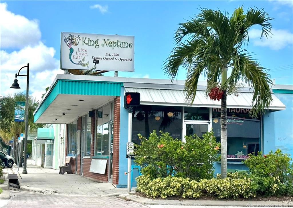 6225 Southeast Highland Avenue Stuart, FL 34997 - Photo 16 of 27