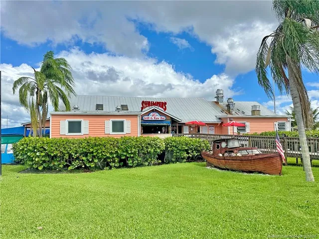 $625,000 | 6225 Southeast Highland Avenue, Stuart, FL 34997