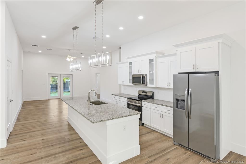 6225 Southeast Highland Avenue Stuart, FL 34997 - Photo 6 of 27