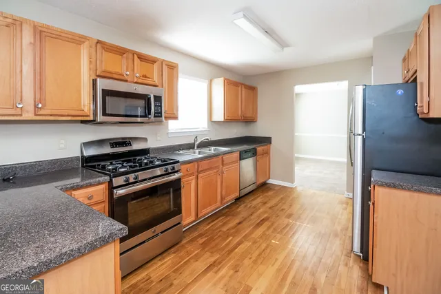 $2,495 | 6833 Fireside Lane, Atlanta, GA 30349