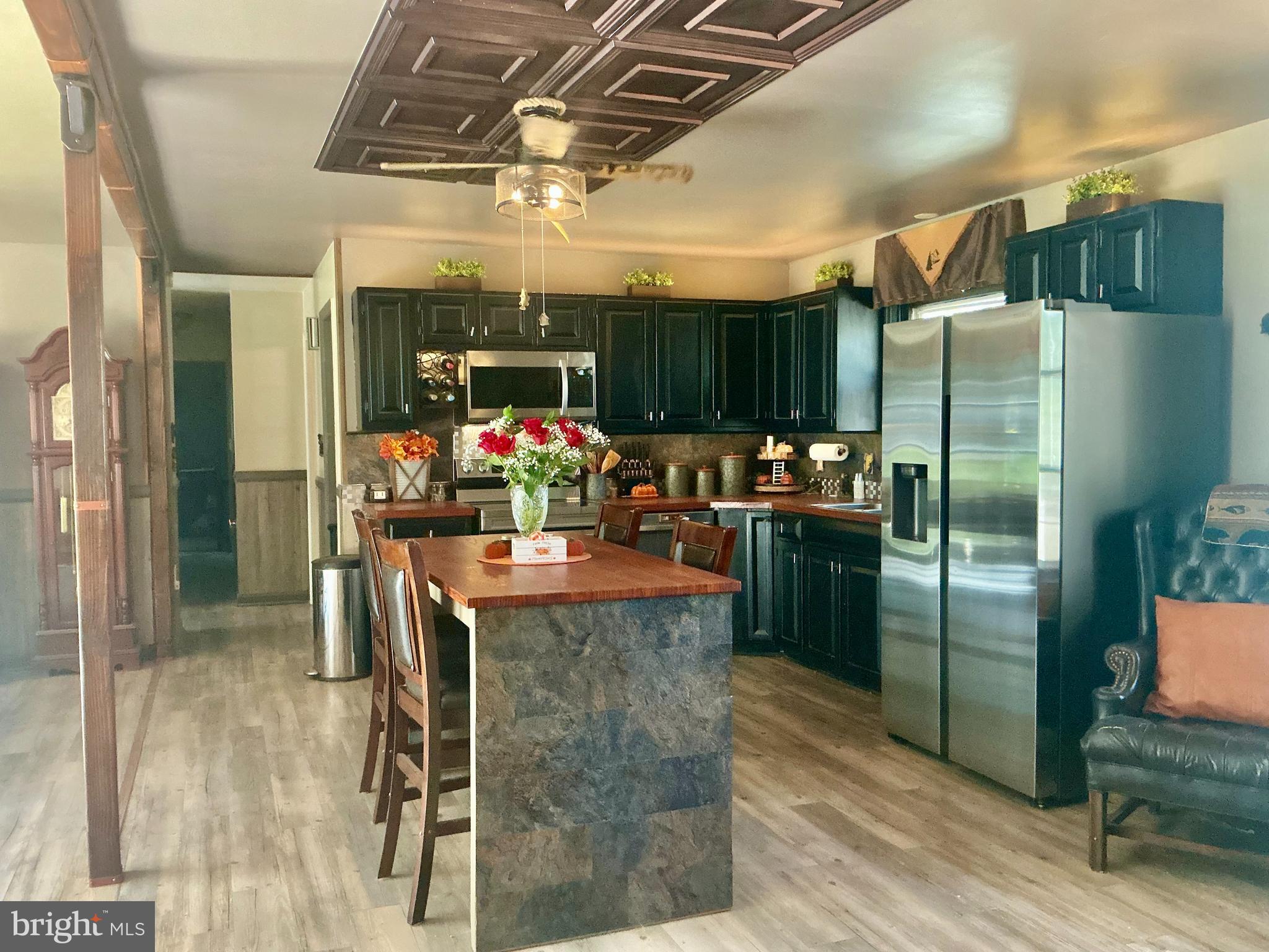 252 Mt Union Road Fayetteville, PA 17222 - Photo 4 of 49