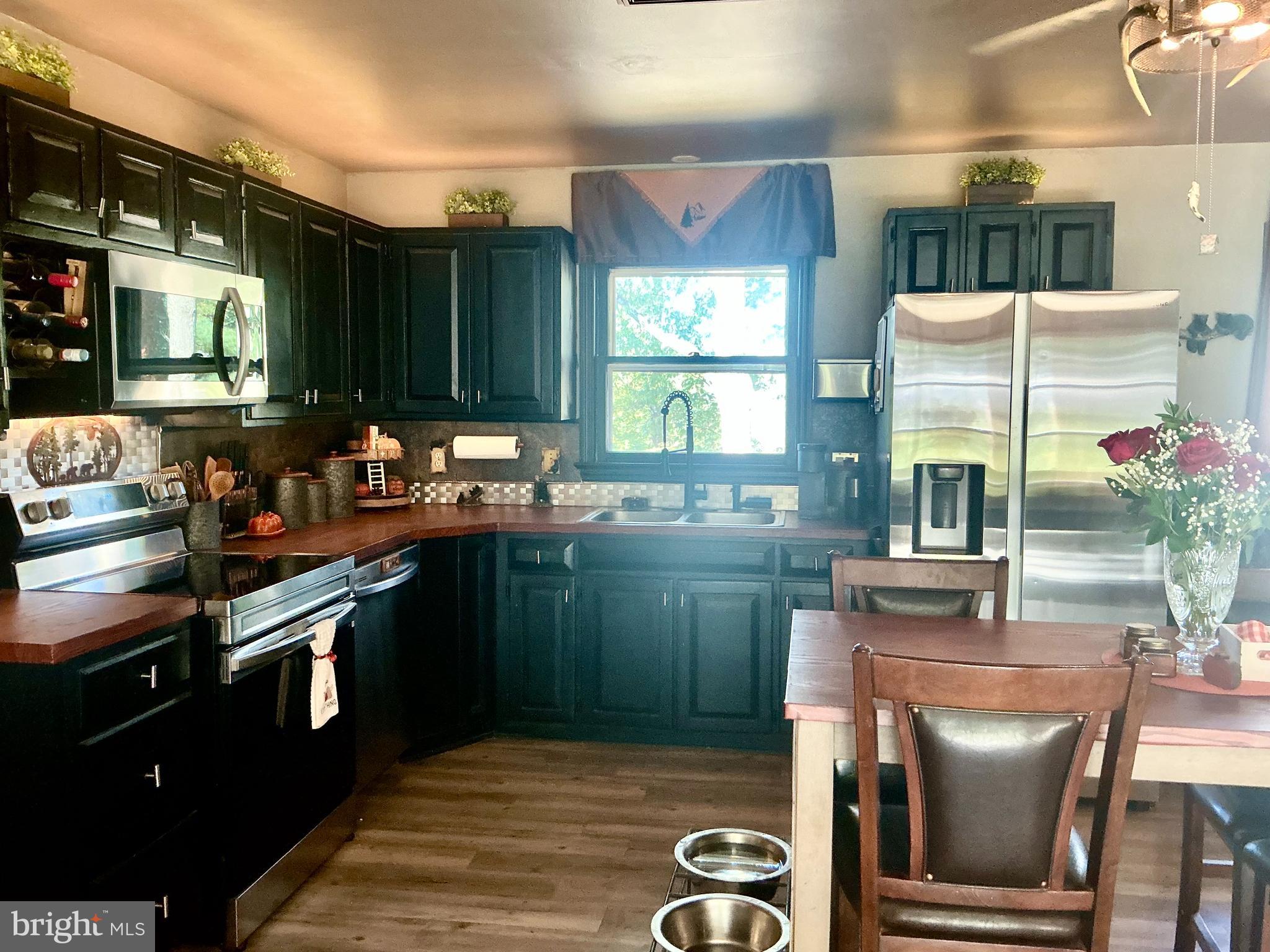 252 Mt Union Road Fayetteville, PA 17222 - Photo 5 of 49