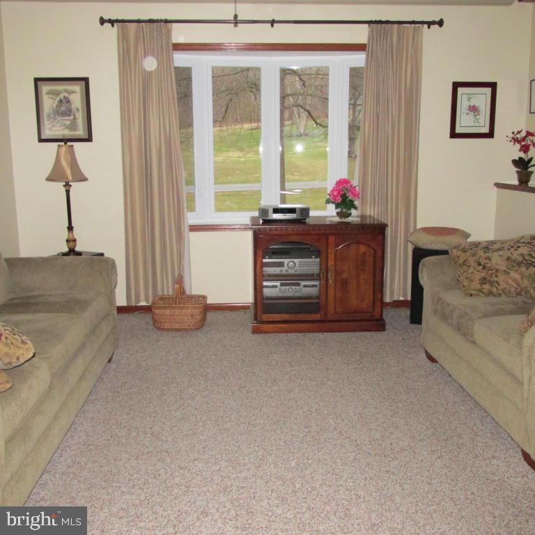 2676 Mill Road Elizabethtown, PA 17022 - Photo 2 of 48 Gallery Image 2