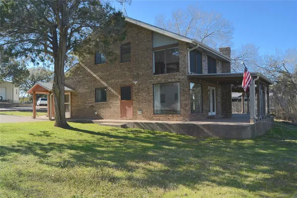 $2,500 | 196 Crowfoot Lane, Whitney, TX 76692