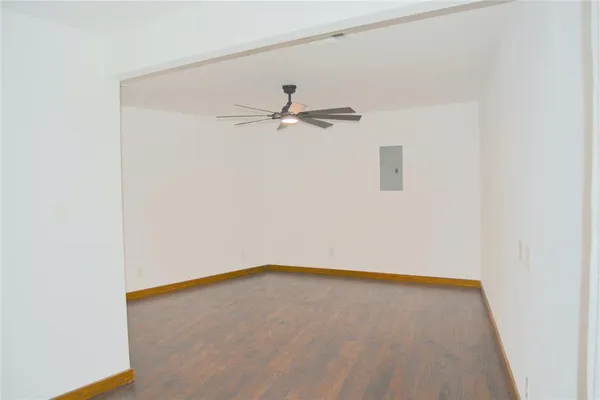 $2,500 | 196 Crowfoot Lane, Whitney, TX 76692