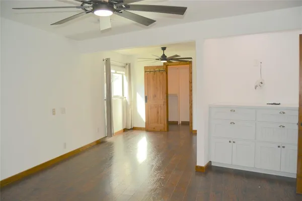 $2,500 | 196 Crowfoot Lane, Whitney, TX 76692