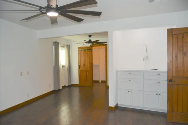 $2,500 | 196 Crowfoot Lane, Whitney, TX 76692