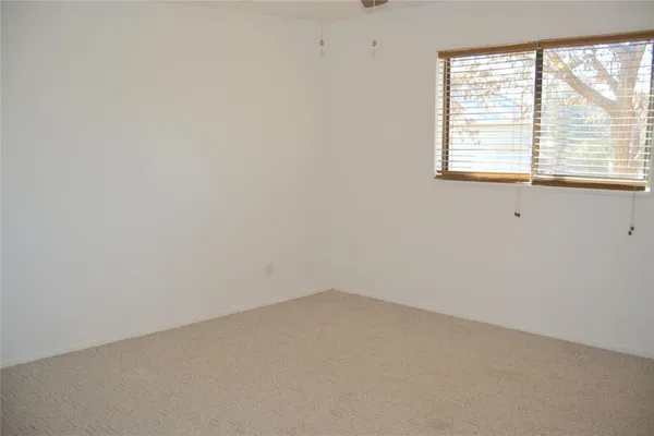 $2,500 | 196 Crowfoot Lane, Whitney, TX 76692