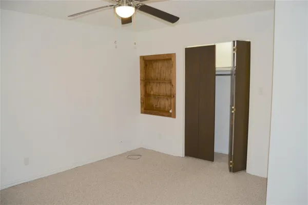 $2,500 | 196 Crowfoot Lane, Whitney, TX 76692