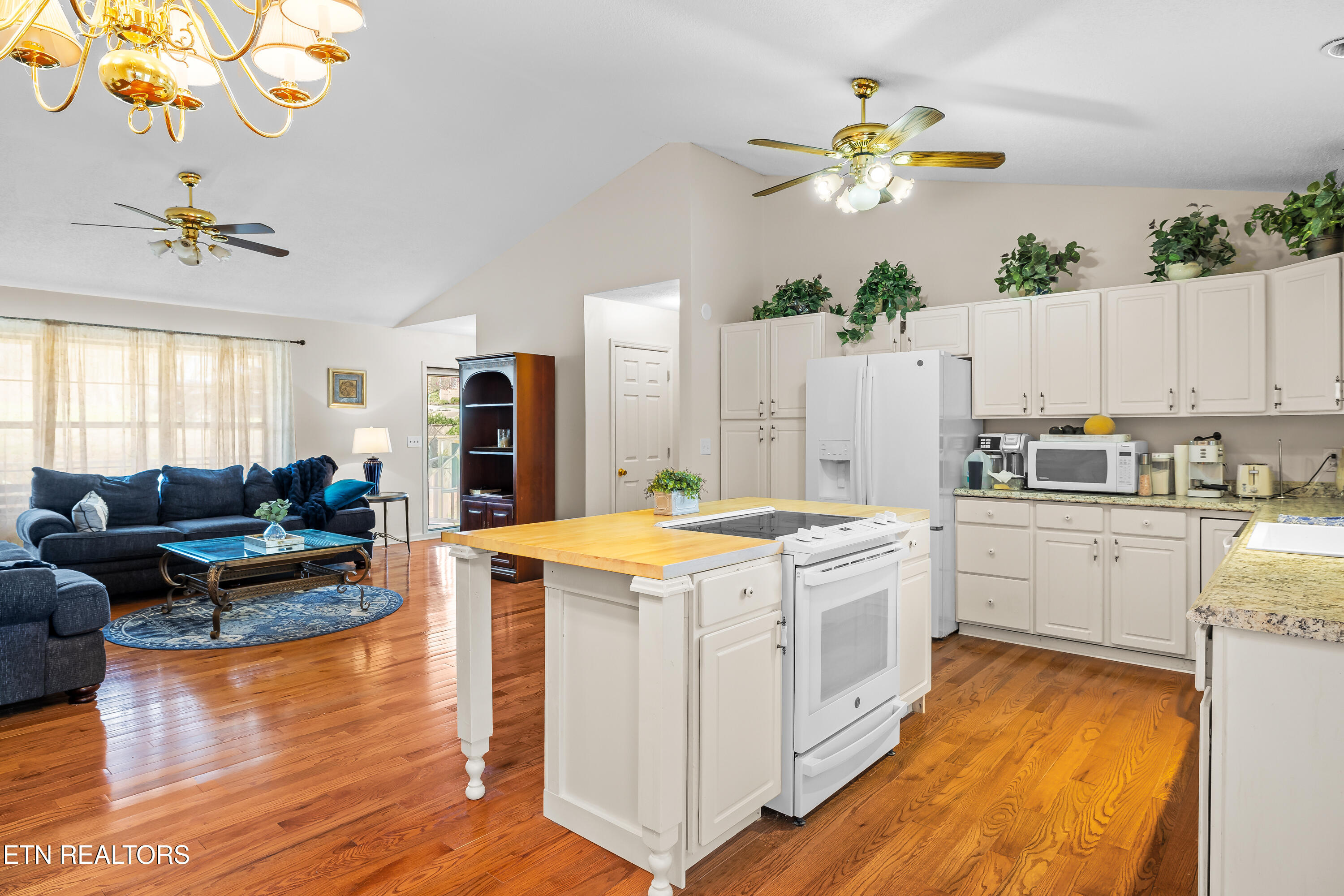 3365 Huffs Ferry Road Loudon, TN 37774 - Photo 6 of 30 3365HuffsFerryRdN-110