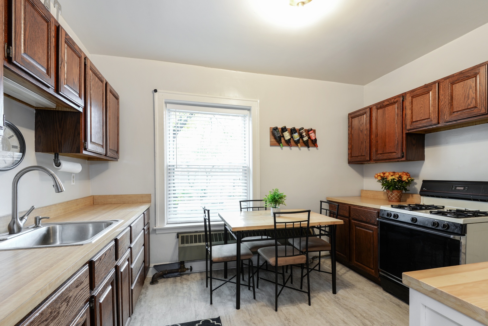 520 Sheridan Road, Unit 1A Evanston, IL 60202 - Photo 4 of 10