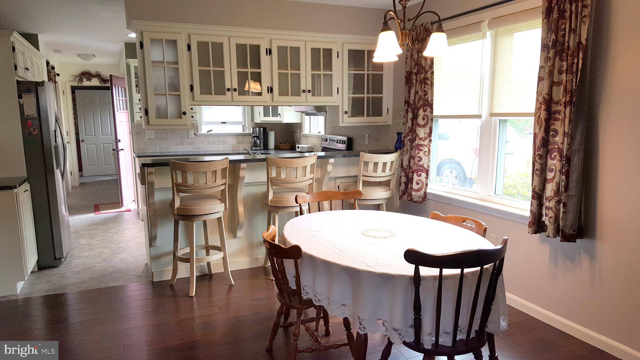 227 Noble Street Lititz, PA 17543 - Photo 10 of 37