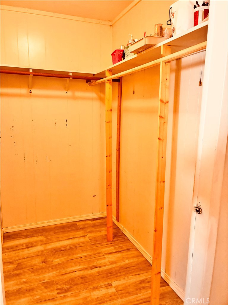 31130 South General Kearny Road, Unit 18 Temecula, CA 92591 - Photo 34 of 37 Walk in closet