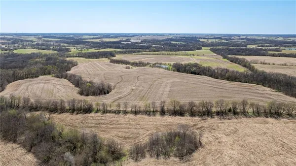 $875,000 | State Highway, Clarksdale, MO 64430