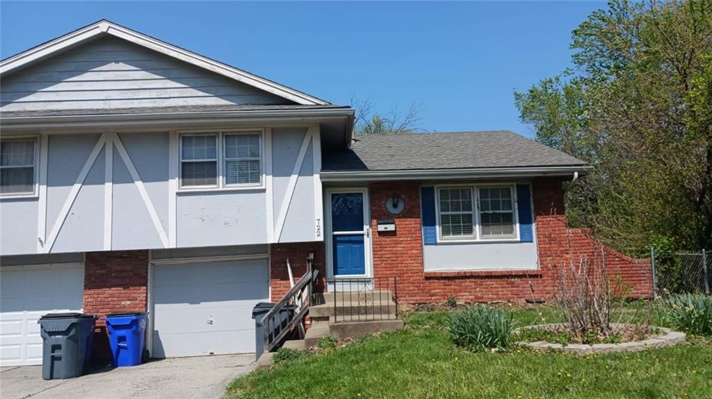 722 South Central Street Olathe, KS 66061 - Photo 1 of 1