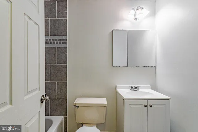 $2,500 | 9 Bloomfield Lane, Willingboro, NJ 08046