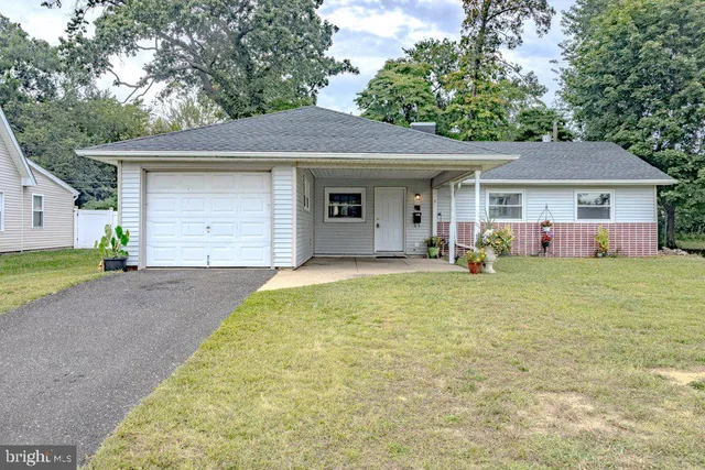 $2,500 | 9 Bloomfield Lane, Willingboro, NJ 08046