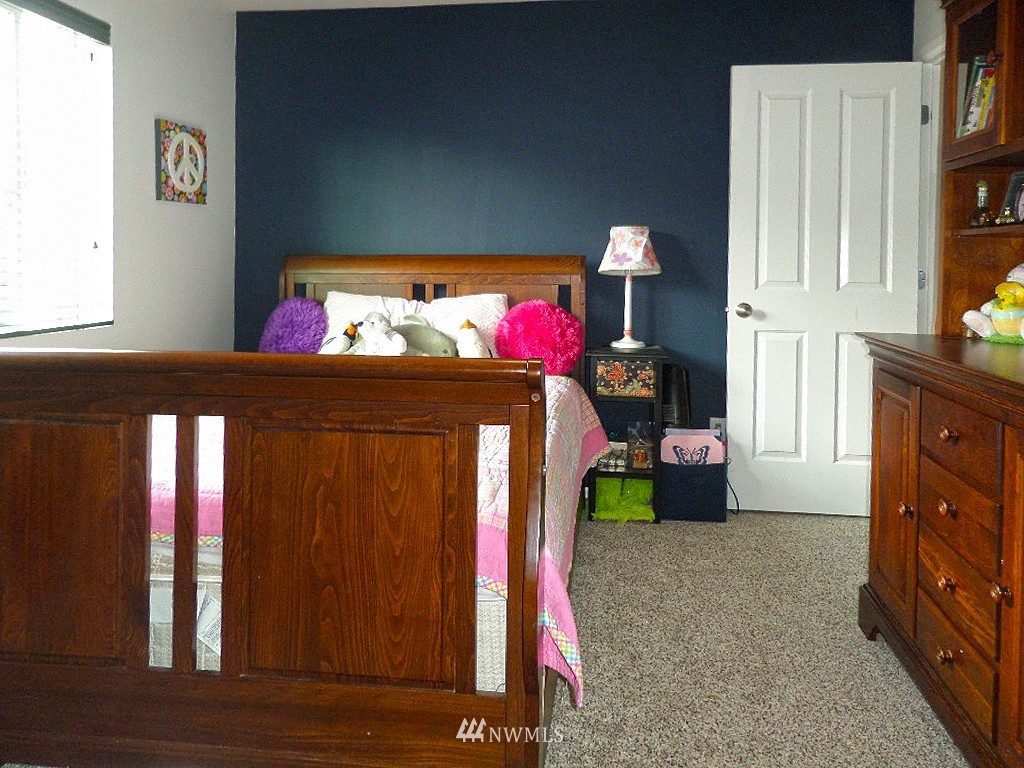 16109 35th Park Southeast Bothell, WA 98012 - Photo 9 of 25 Gallery Image 9