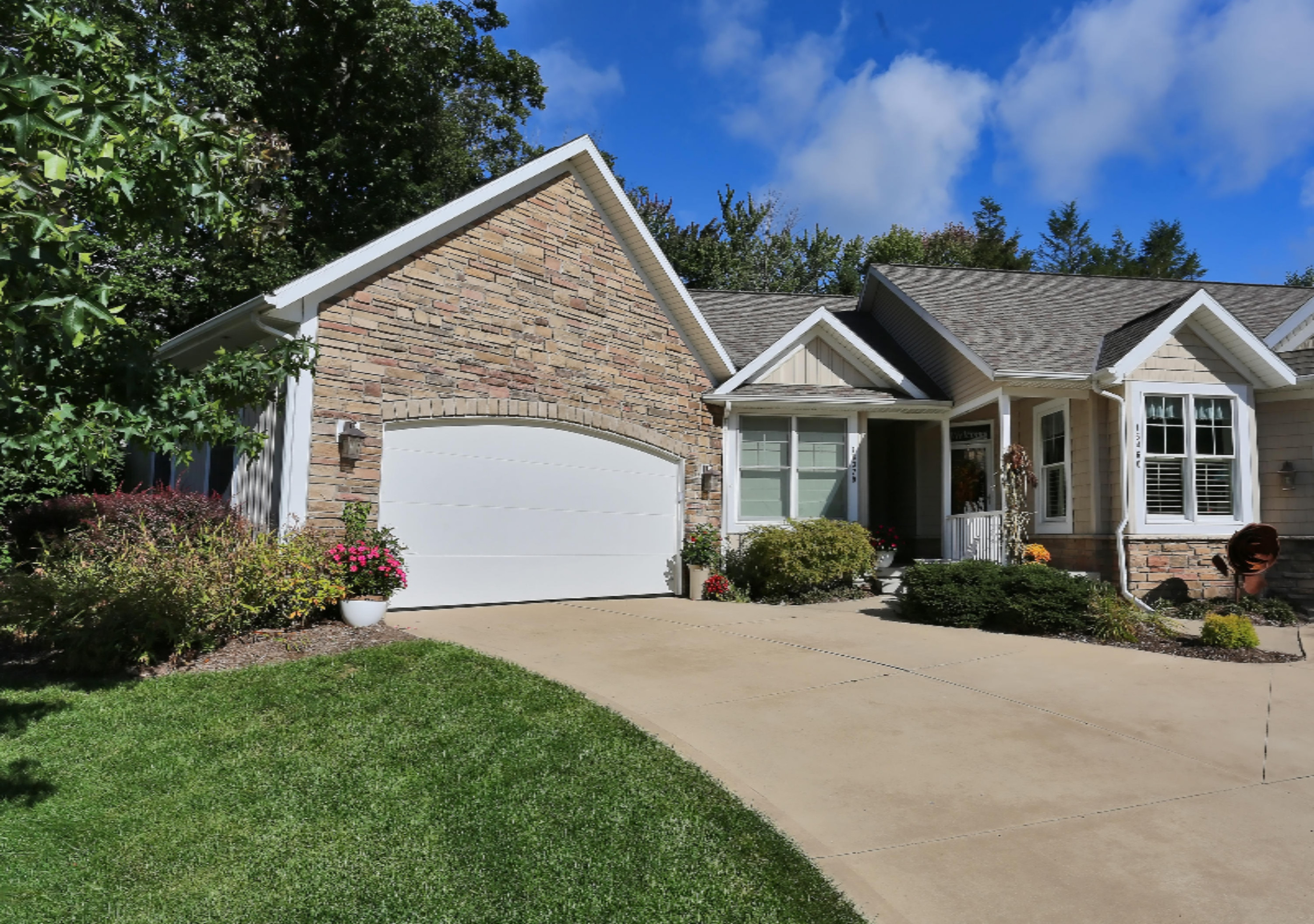 16379 Springvale Court Spring Lake, MI 49456 - Photo 1 of 48 IMGL7278