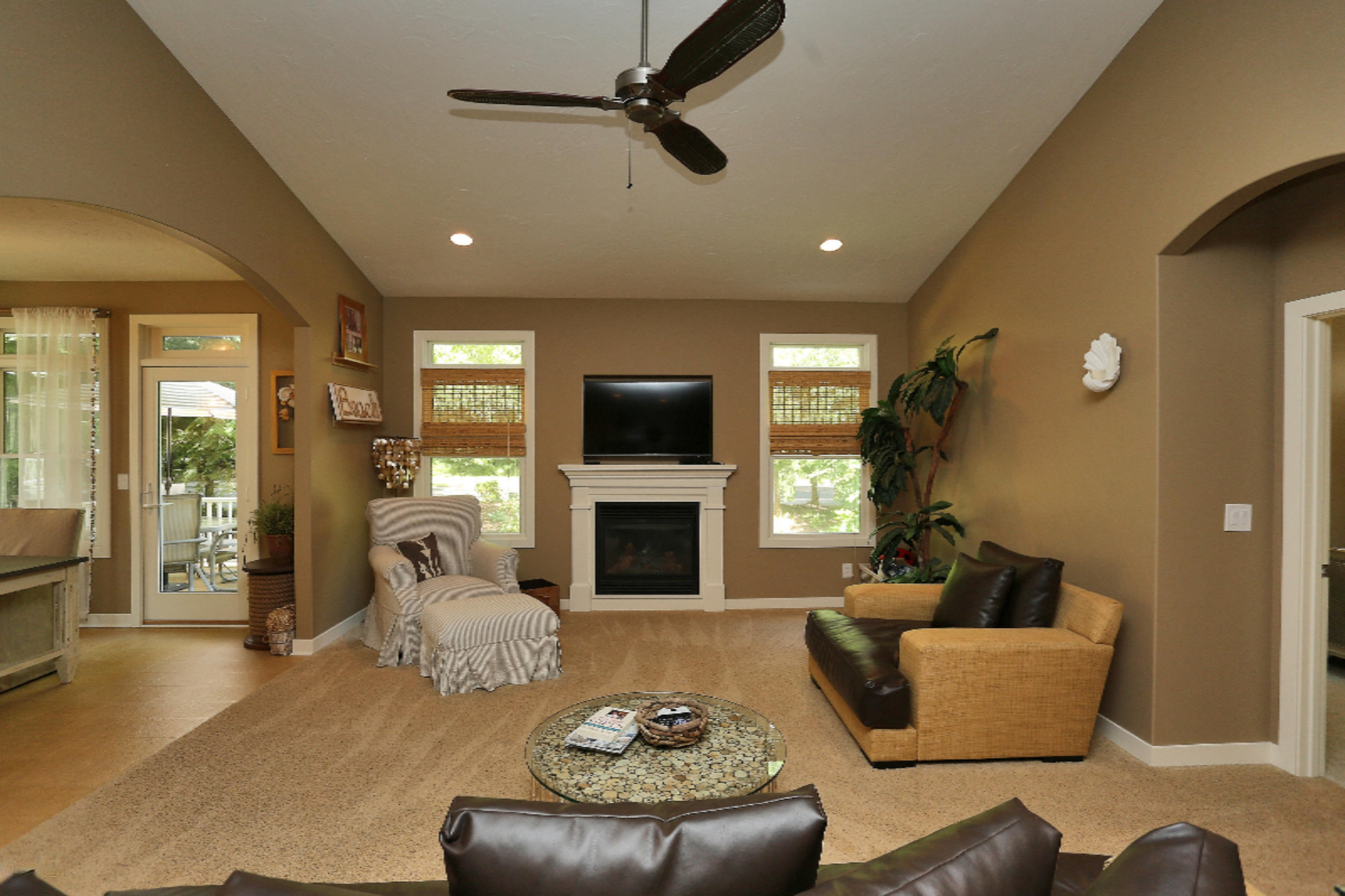 16379 Springvale Court Spring Lake, MI 49456 - Photo 5 of 48 IMGL7418