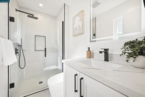 $1,190,000 | Central Castro Valley, Castro Valley, CA 94546