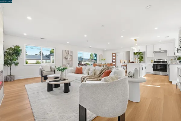 $1,190,000 | Central Castro Valley, Castro Valley, CA 94546