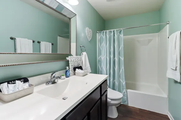 $3,900 | 1631 Smith Lane, Delavan, WI 53115