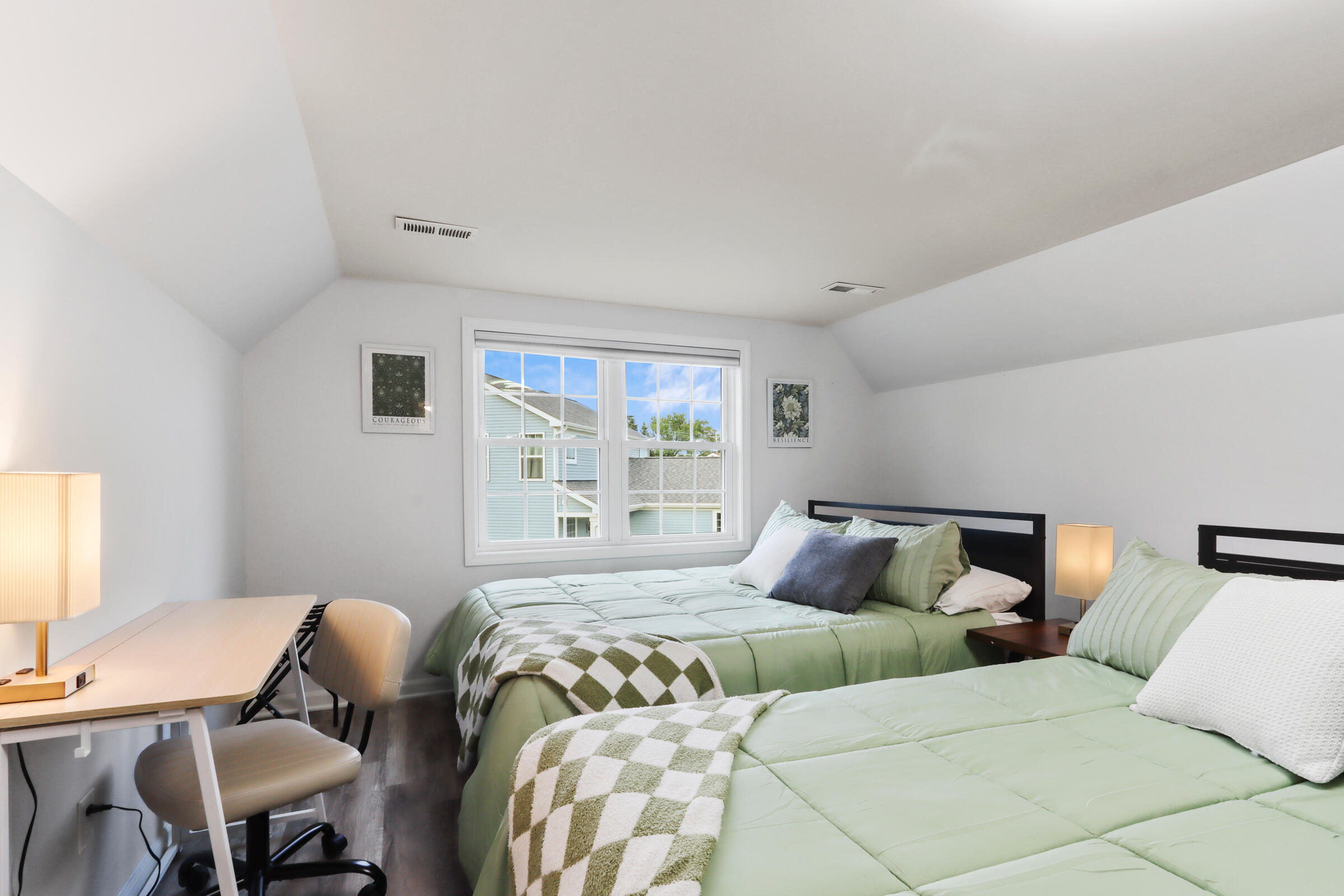 1631 Smith Lane Delavan, WI 53115 - Photo 18 of 59 Photo (23)