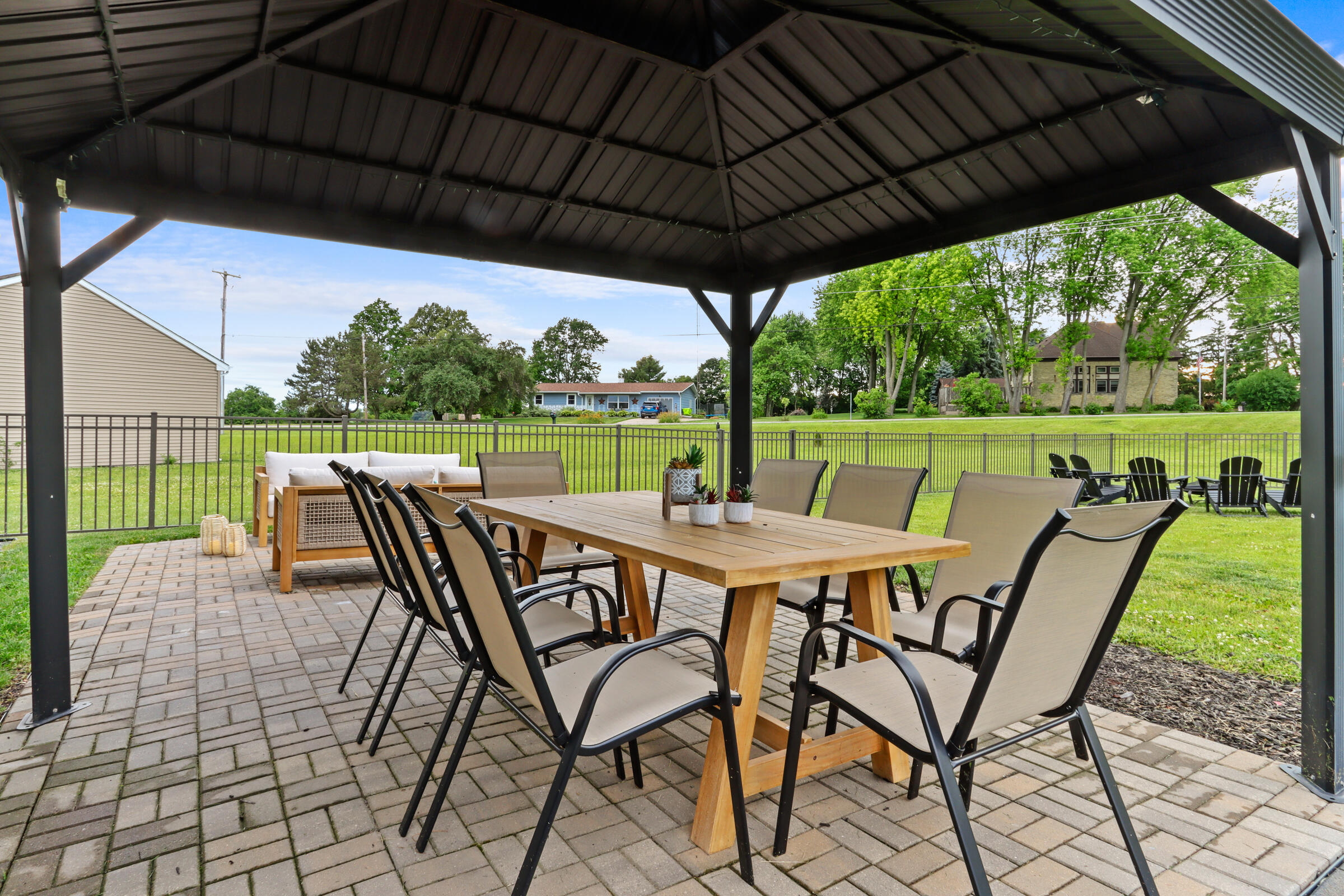 1631 Smith Lane Delavan, WI 53115 - Photo 35 of 59 Photo (40)