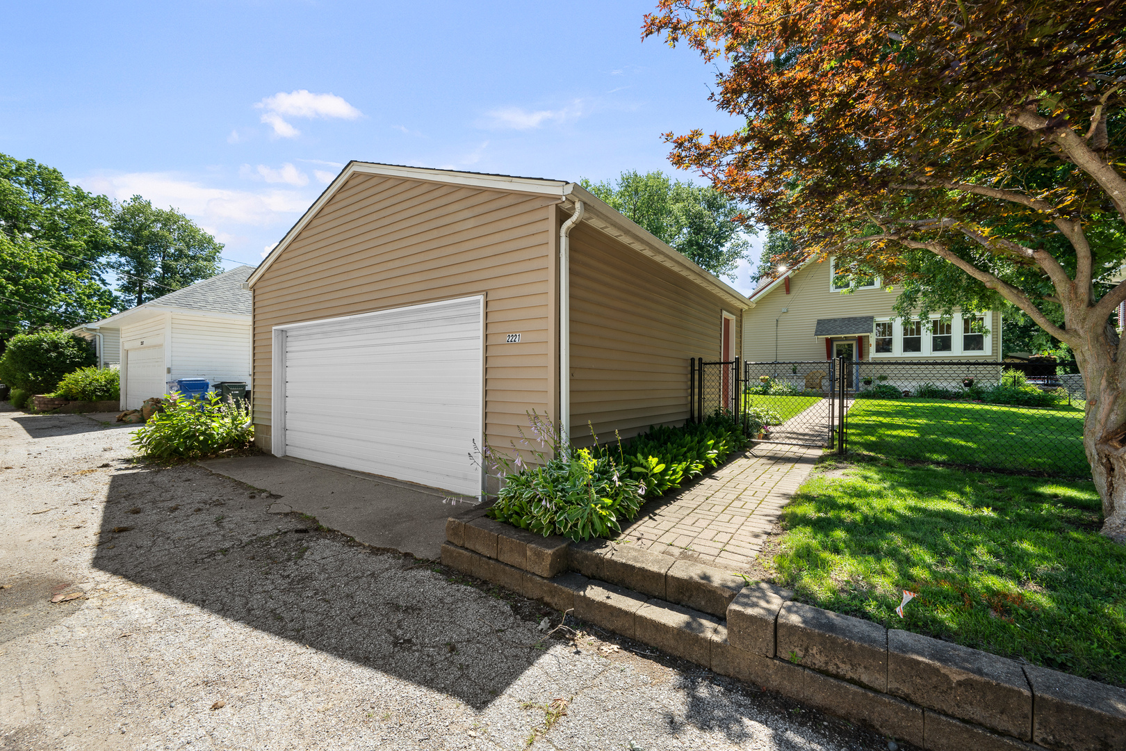 2221 Ripley Street Davenport, IA 52803 - Photo 33 of 35