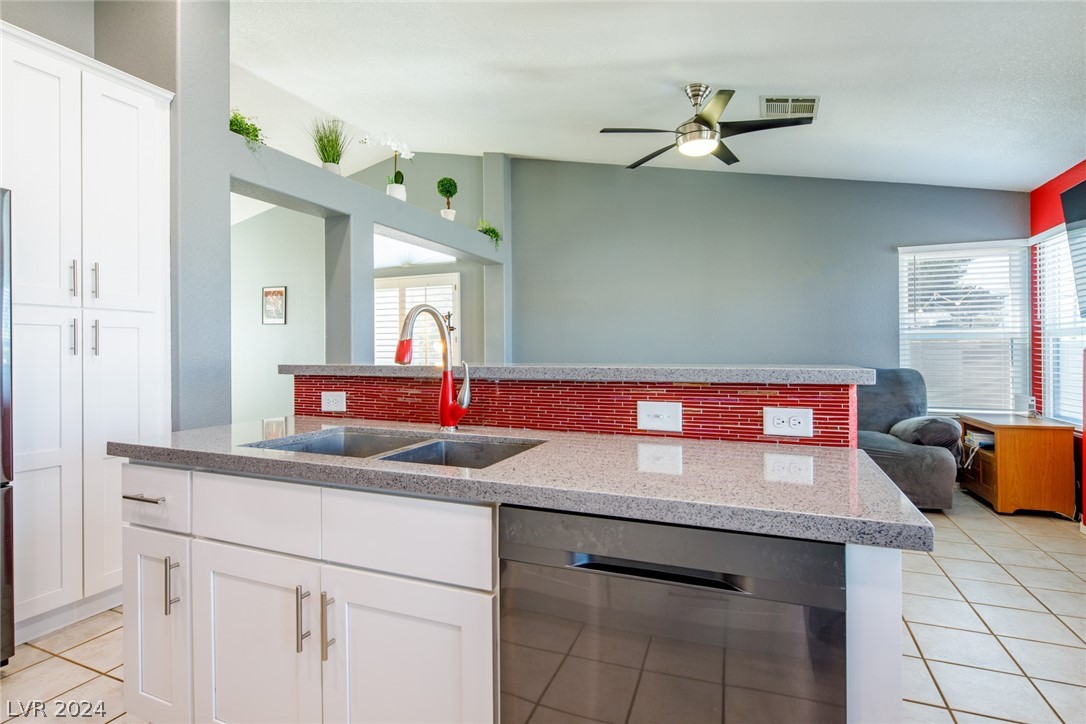 732 Yellowtail Way Henderson, NV 89002 - Photo 18 of 45