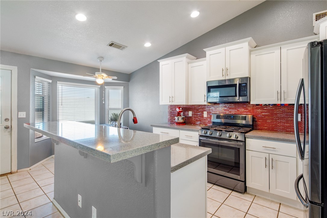 732 Yellowtail Way Henderson, NV 89002 - Photo 4 of 45 Photo edited to show neutral paint. Seller is offe