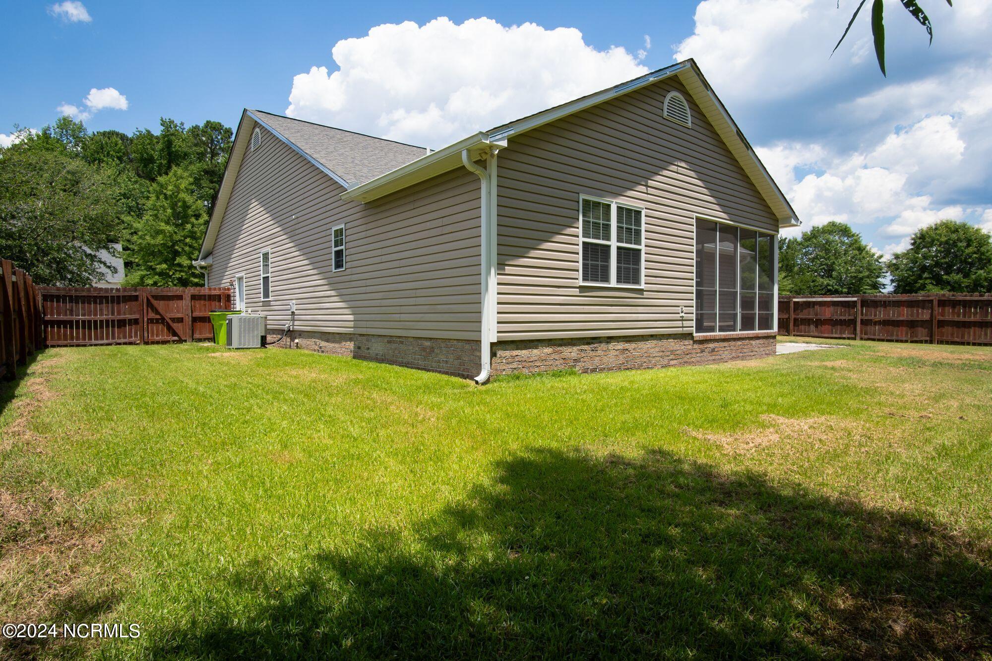 401 Conner Grant Road New Bern, NC 28562 - Photo 25 of 25 Backyard