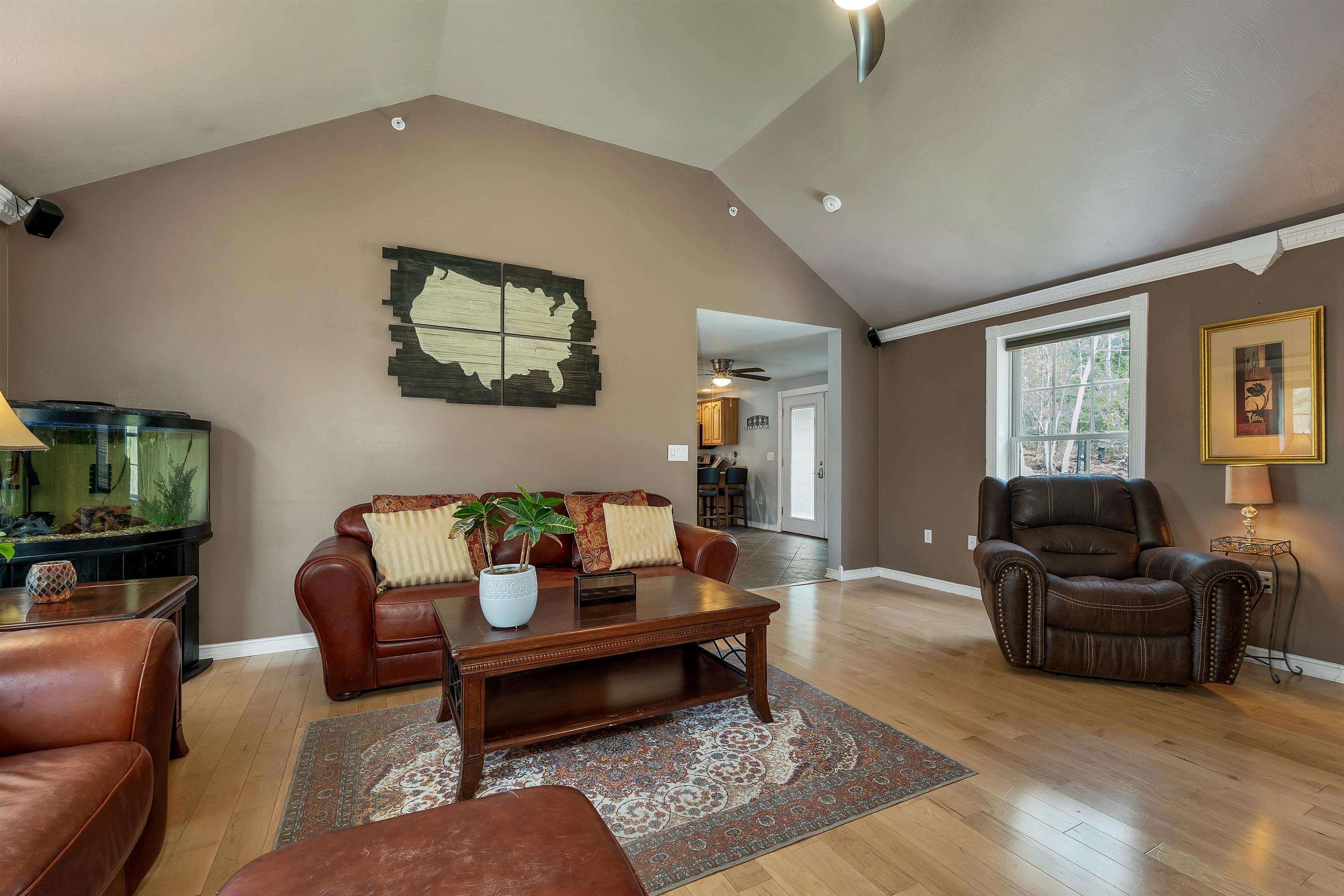 71 Auburn Road Hooksett, NH 03106 - Photo 12 of 59