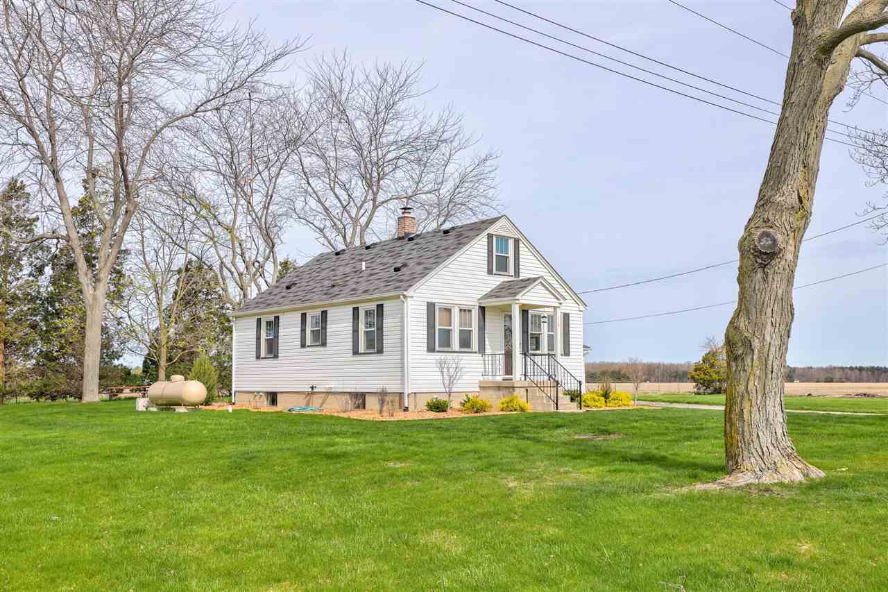 3380 South Orr Hemlock, MI 48626 - Photo 3 of 47