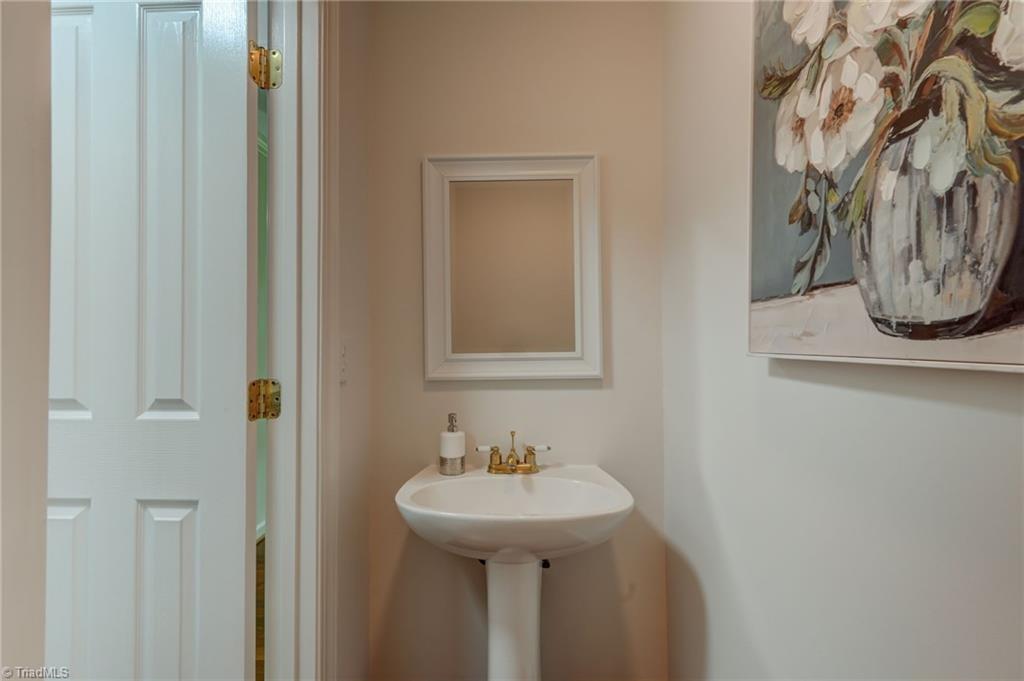 200 Stafford Oak Road Jamestown, NC 27282 - Photo 21 of 40