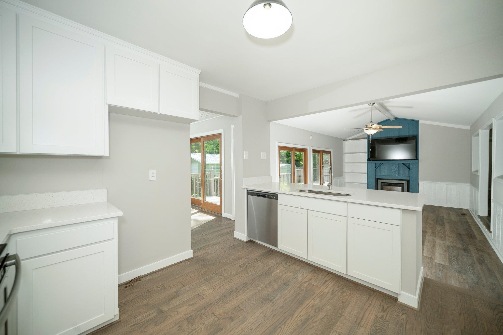 5504 Old Forge Circle Raleigh, NC 27609 - Photo 12 of 34 Kitchen is Perfect for Entertaining