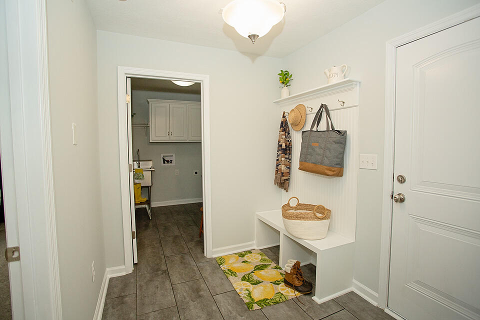 808 Fenwick Court Grovetown, GA 30813 - Photo 23 of 29 Mudroom