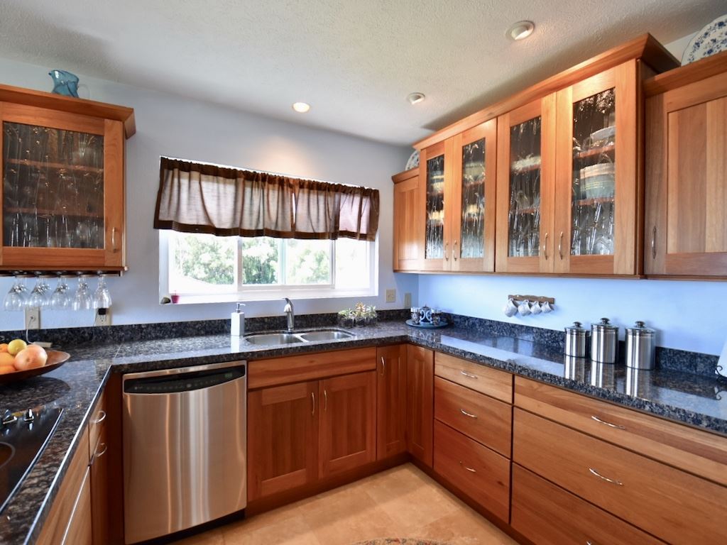 2565 Poko Place Haiku, HI 96708 - Photo 16 of 28 Gallery Image 16