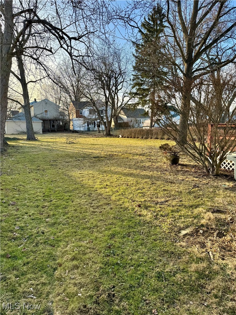 1316 Gordon Road Lyndhurst, OH 44124 - Photo 36 of 36