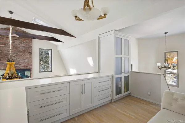 $2,795,000 | 11 Sandown Court, Wainscott, NY 11975