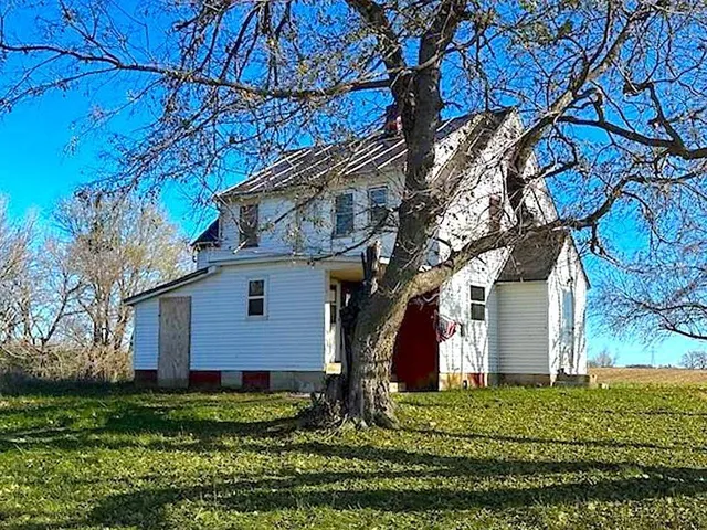 $97,000 | 1317 195th Avenue North, Canby, MN 56220