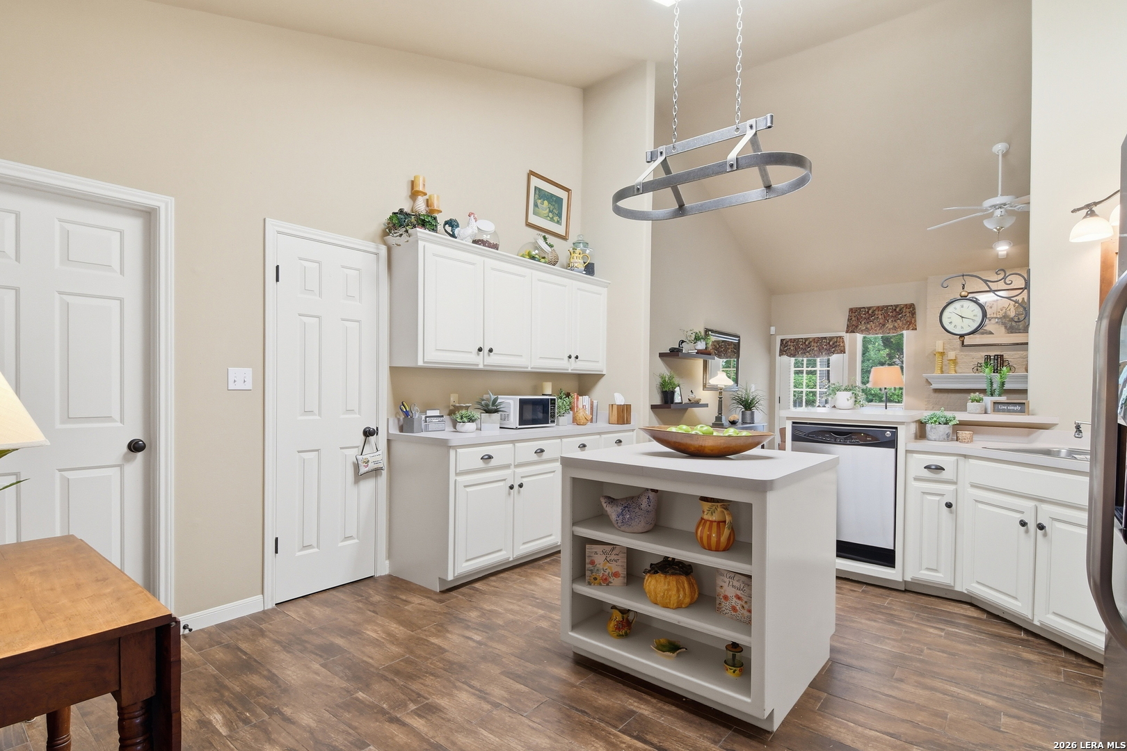 232 Los Cedros Loop Kerrville, TX 78028 - Photo 12 of 42
