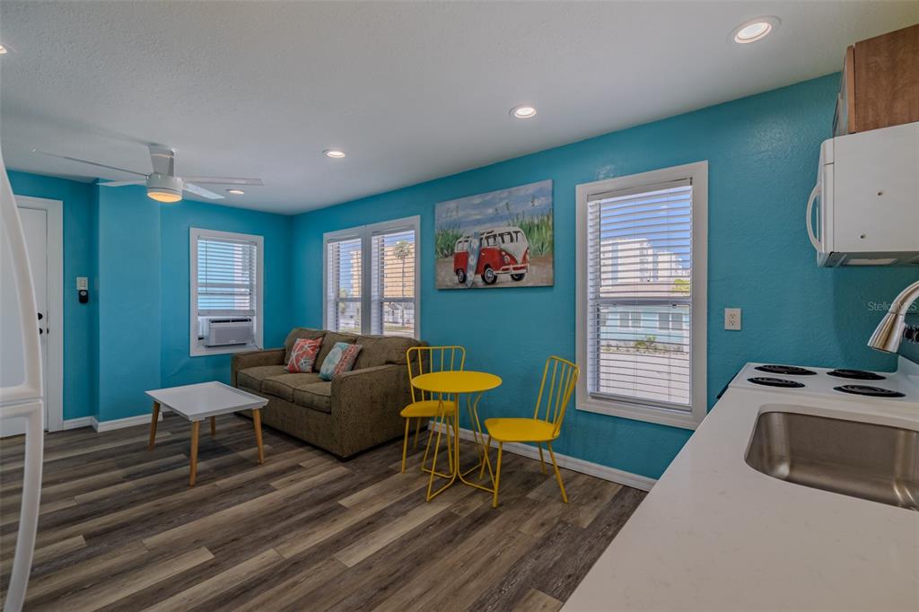 13343 Gulf Boulevard, Unit 14 Madeira Beach, FL 33708 - Photo 15 of 33