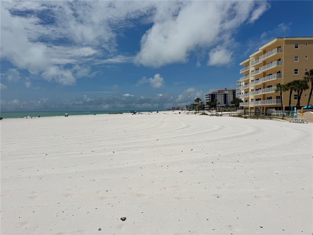 13343 Gulf Boulevard, Unit 14 Madeira Beach, FL 33708 - Photo 30 of 33