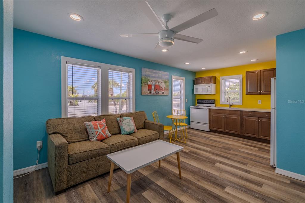 13343 Gulf Boulevard, Unit 14 Madeira Beach, FL 33708 - Photo 8 of 33