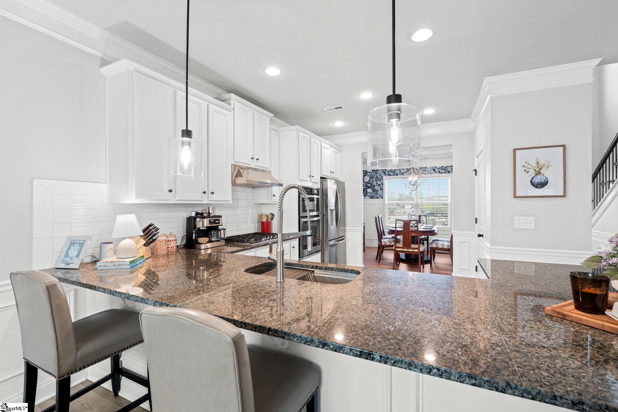 265 Delbourne Lane Greer, SC 29651 - Photo 15 of 47