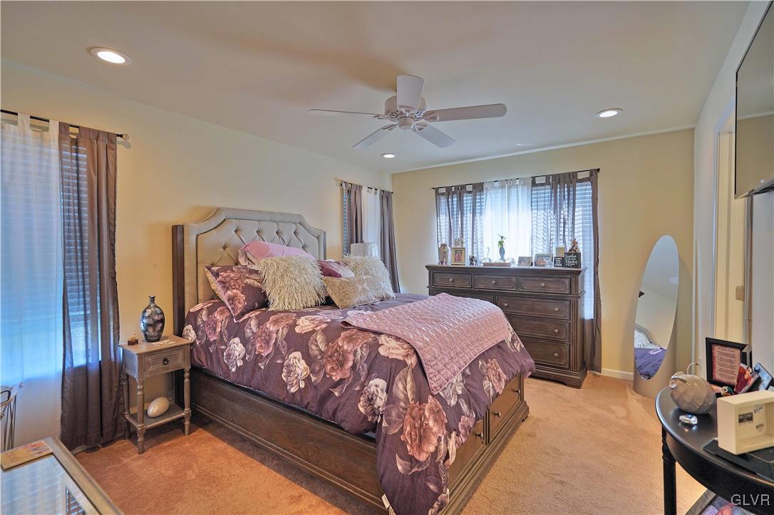 2240 Rising Hill Road Whitehall, PA 18052 - Photo 12 of 26 Gallery Image 12