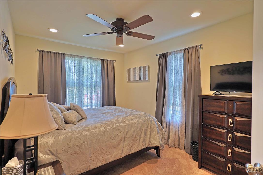 2240 Rising Hill Road Whitehall, PA 18052 - Photo 16 of 26 Gallery Image 16